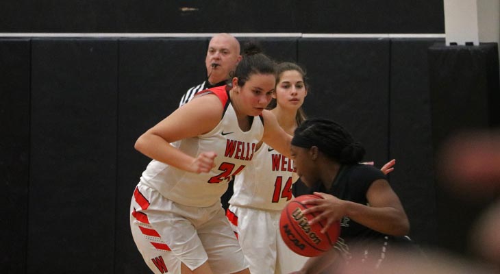 Women’s Basketball Team Displays Second-Half Resiliency